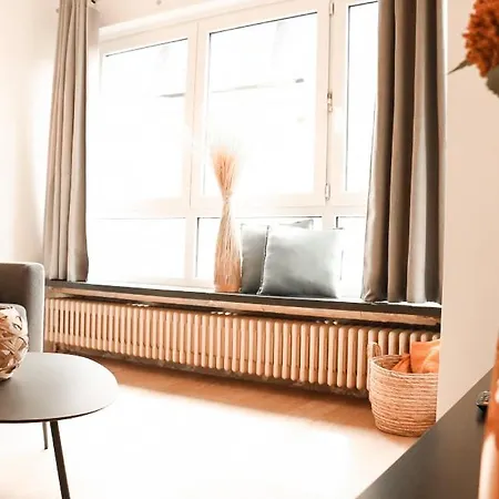 Zonnig & Gezellig Appartement Wapenplein Oostende Centrum Apartamento *